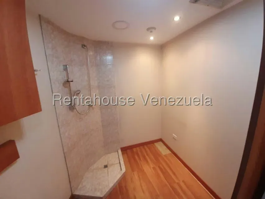 Local Comercial en Venta en Los Palos Grandes, Distrito Metropolitano - 12