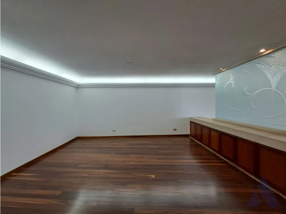 Vendo apartamento 411m2 Los Chorros 4349 - 6