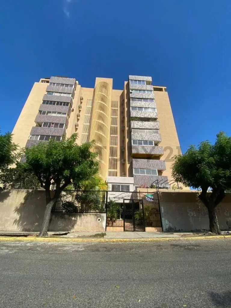 PH en Venta Edificio Emerita, Sector Santa Maria. Maracaibo