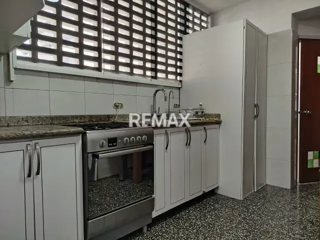 Se alquila Apartamento Altamira sur 2H-2B-1P - 12