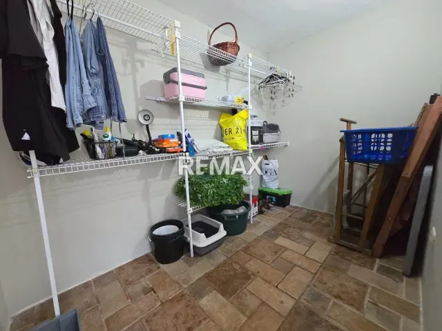 Casa ampliada, moderna y lista para mudarse - 8
