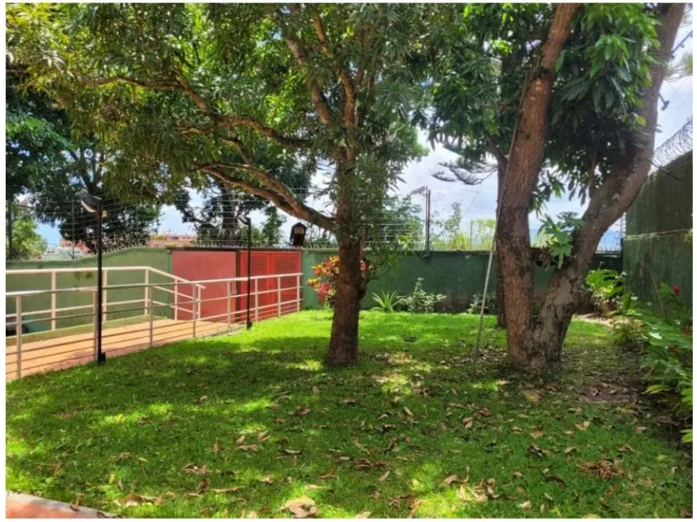 Se Vende Casa 571m²C-5H+5B+7P+4M+Seguridad-Lomas de Bello Monte2014 - 21