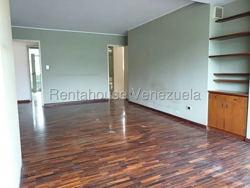 Apartamento (1 Nivel) en Venta en Las Mercedes, Distrito Metropolitano - 8