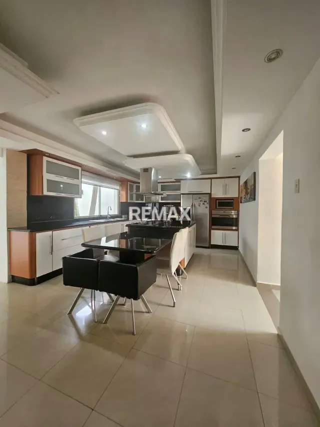Venta de Exclusiva Casa en Villa Laguna Club Guataparo - 14