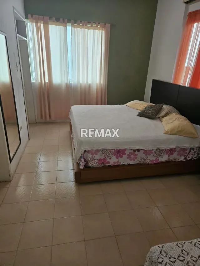 Venta de Exclusiva Casa en Villa Laguna Club Guataparo - 16