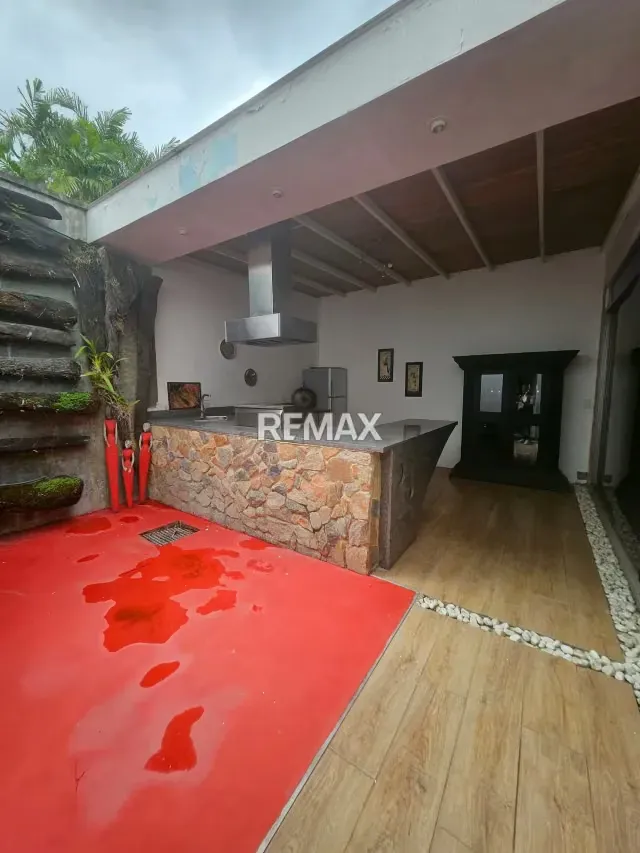 Venta de Exclusiva Casa en Villa Laguna Club Guataparo - 9