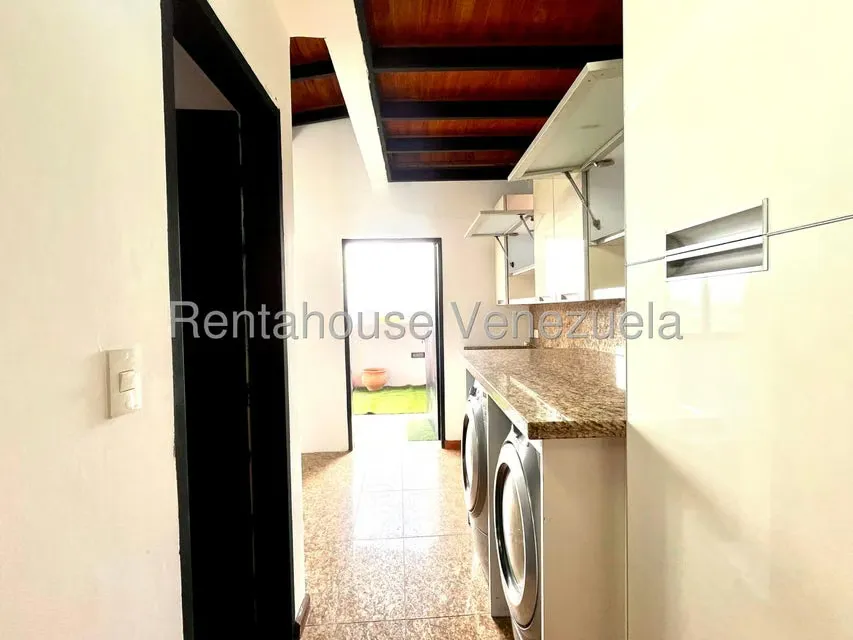 Apartamento (1 Nivel) en Venta en Colinas de La Tahona, Distrito Metropolitano - 23