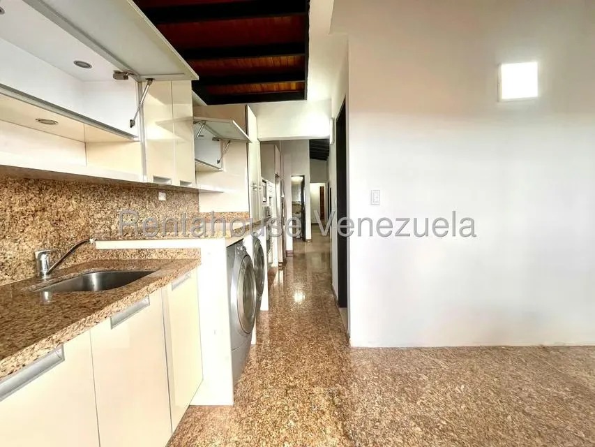 Apartamento (1 Nivel) en Venta en Colinas de La Tahona, Distrito Metropolitano - 25