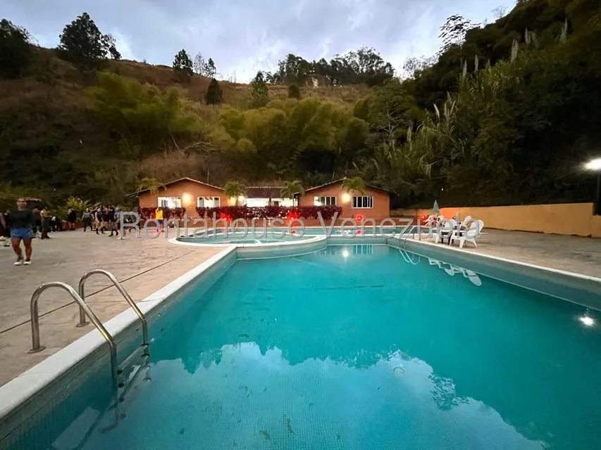 Apartamento (1 Nivel) en Venta en Colinas de La Tahona, Distrito Metropolitano - 34
