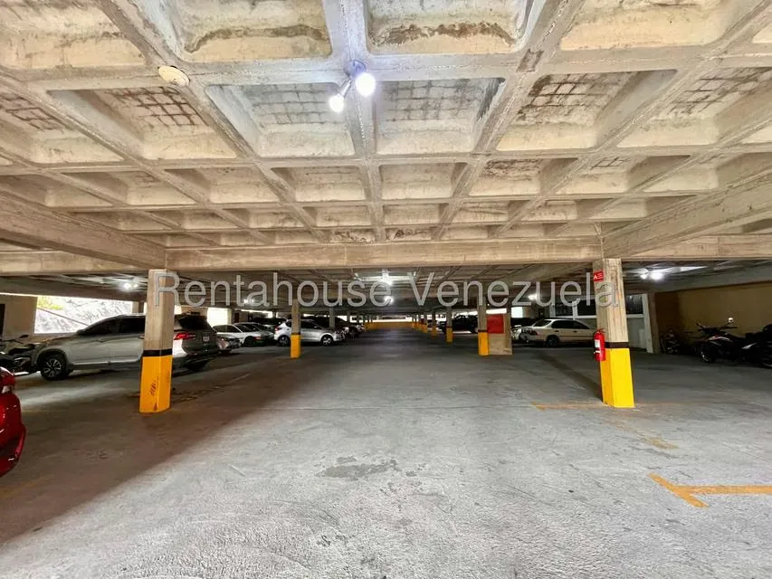 Apartamento (1 Nivel) en Venta en Colinas de La Tahona, Distrito Metropolitano - 35