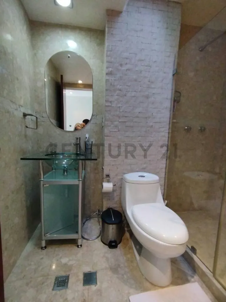 Exclusivo PH Remodelado en Alquiler Urb. El Encantado. El Hatillo - 6