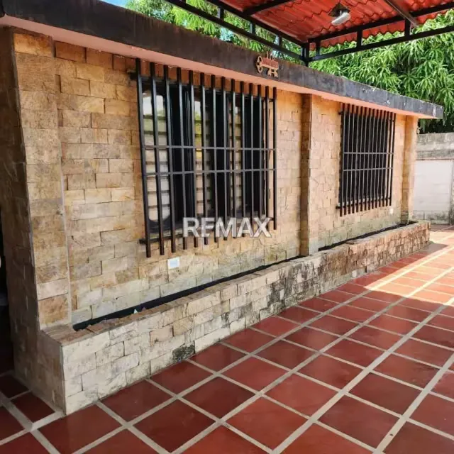 CASA-QUINTA EN VENTA URB. CANTA CLARO - 17