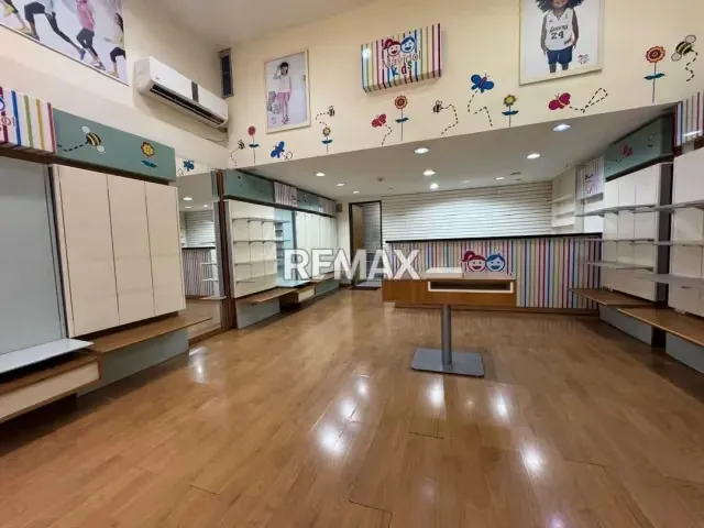 LOCAL COMERCIAL EN ALQUILER EN CCP CAMORUCO AV. BOLÍVAR NORTE - 2