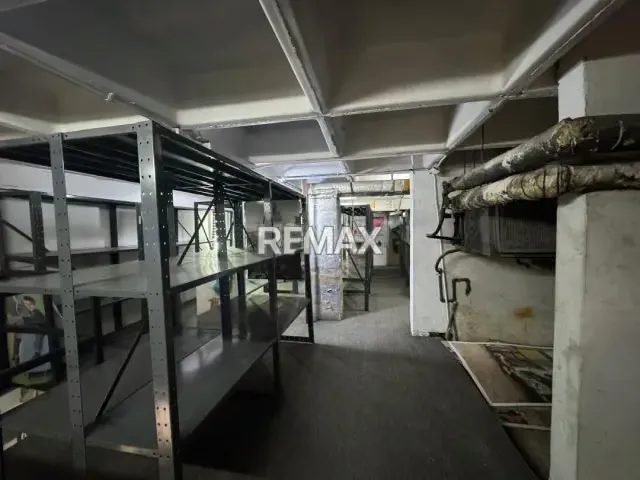 LOCAL COMERCIAL EN ALQUILER EN CCP CAMORUCO AV. BOLÍVAR NORTE - 4