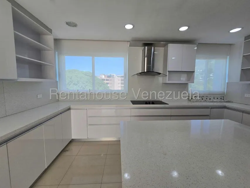 Apartamento (1 Nivel) en Venta en Los Palos Grandes, Distrito Metropolitano - 4