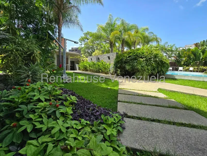 Apartamento (1 Nivel) en Venta en Los Palos Grandes, Distrito Metropolitano - 32