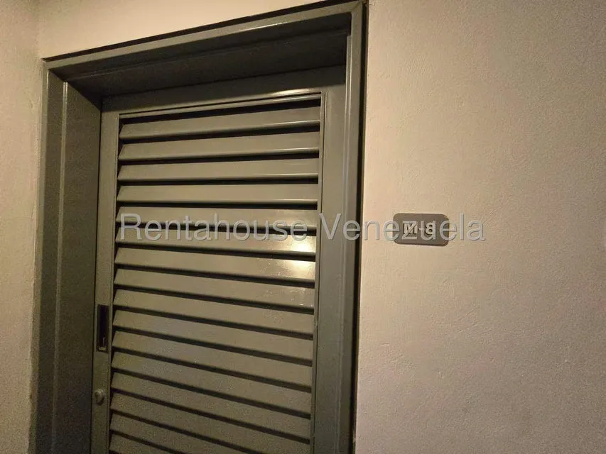 Apartamento (1 Nivel) en Venta en Los Palos Grandes, Distrito Metropolitano - 36