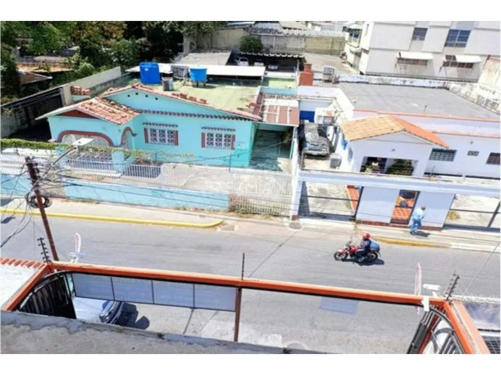 Se Alquila Local Oficina de 90 m2 en Santa Eduvigis - 9
