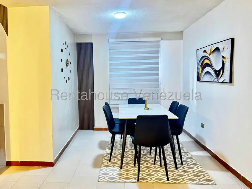 Apartamento (1 Nivel) en Venta en Caricuao, Distrito Metropolitano - 5