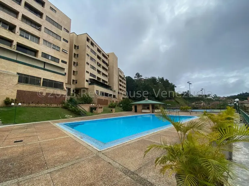 Apartamento (1 Nivel) en Alquiler en Los Naranjos del Cafetal, Distrito Metropolitano