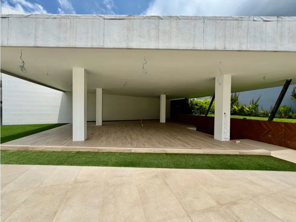 Se vende casa 720m2 3h+s/4p Sebucan - 17