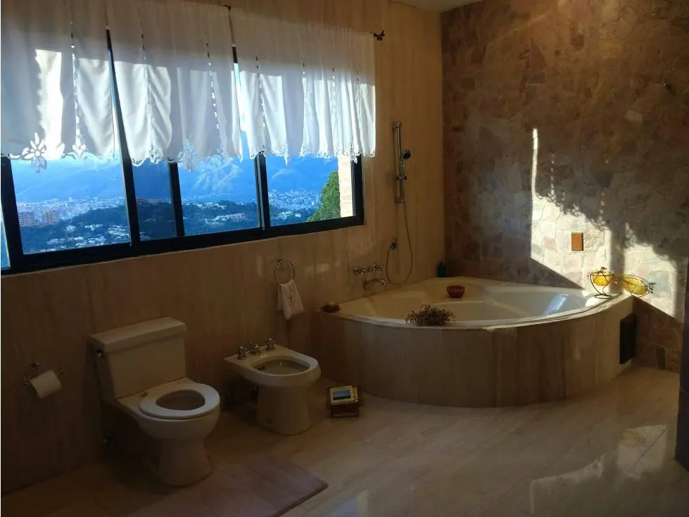 Venta casa Los Naranjos 1041m2 7h/8b/6p - 16