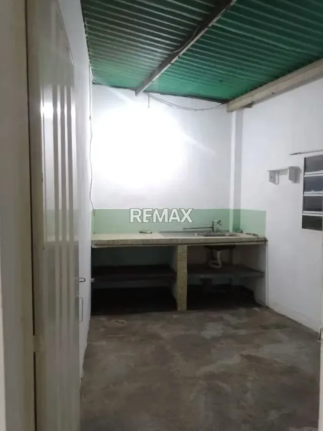 EN VENTA CASA EN EL 23 DE ENERO - 6
