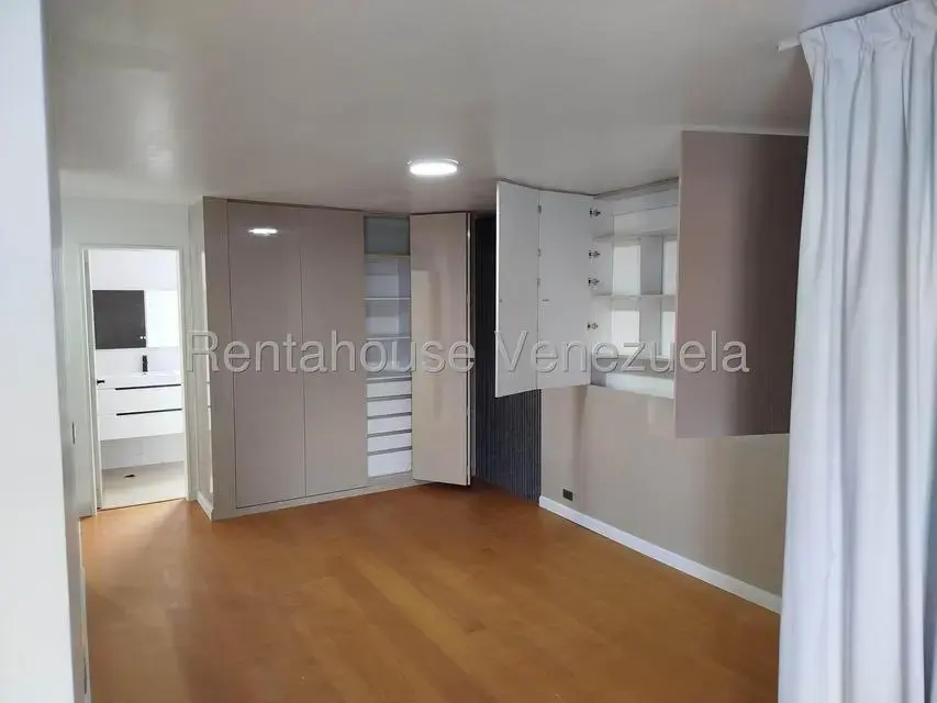 Apartamento (Duplex) en Venta en Sebucan, Distrito Metropolitano - 56