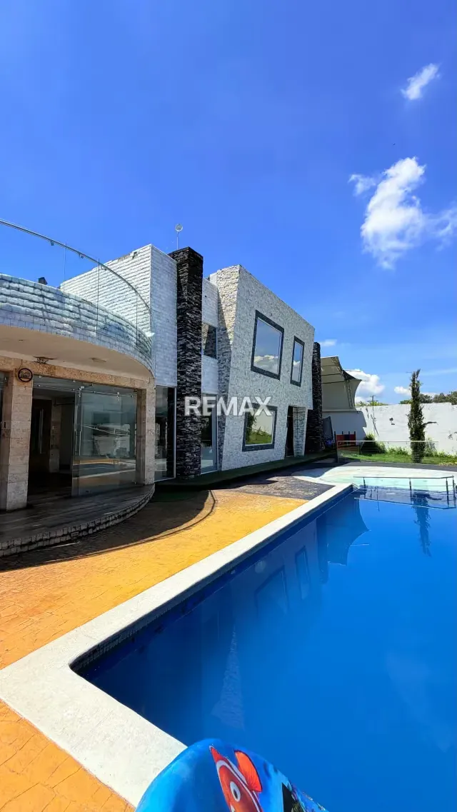 Hermosa Casa en venta familiar o vacacional SAFARI RANH TOCIYITO con piscinas, parque, salón fiesta,cancha deportiva, pozo agua,terraza - 11