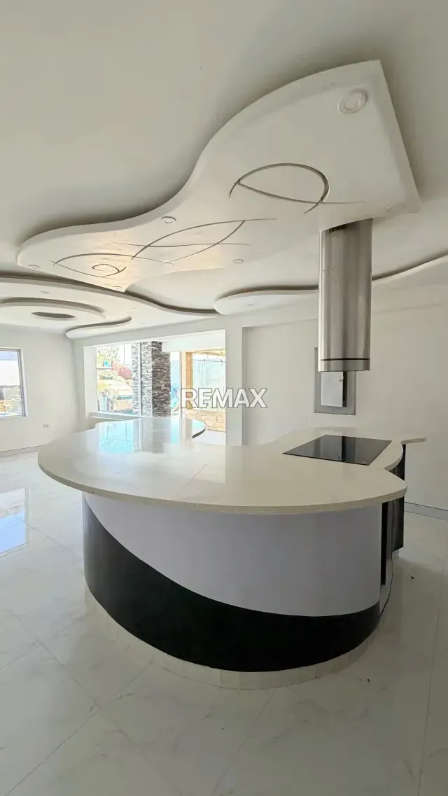 Hermosa Casa en venta familiar o vacacional SAFARI RANH TOCIYITO con piscinas, parque, salón fiesta,cancha deportiva, pozo agua,terraza - 15