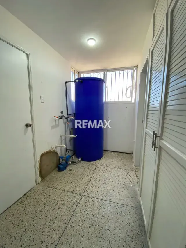 APARTAMENTO EN VENTA EN SECTOR TIERRA NEGRA ZONA NORTE EN MARACAIBO - 8