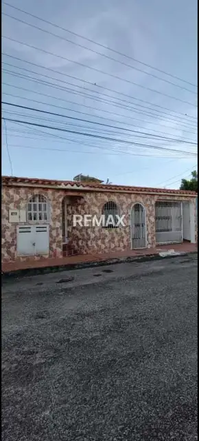 SE VENDE CASA EN LA URB LAS TRINITARIAS, LA FLORESTA. MATURÍN