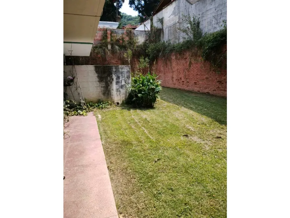 Se vende casa 418m2 San Roman 1020 - 23