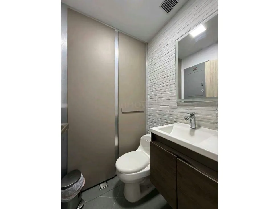 OFICINA EN VENTA EN LAS MERCEDES 203m2 - 13