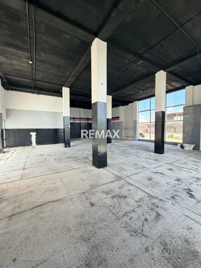 LOCAL EN ALQUILER 200m2 CC LA CIUDADELA CAGUA - 2