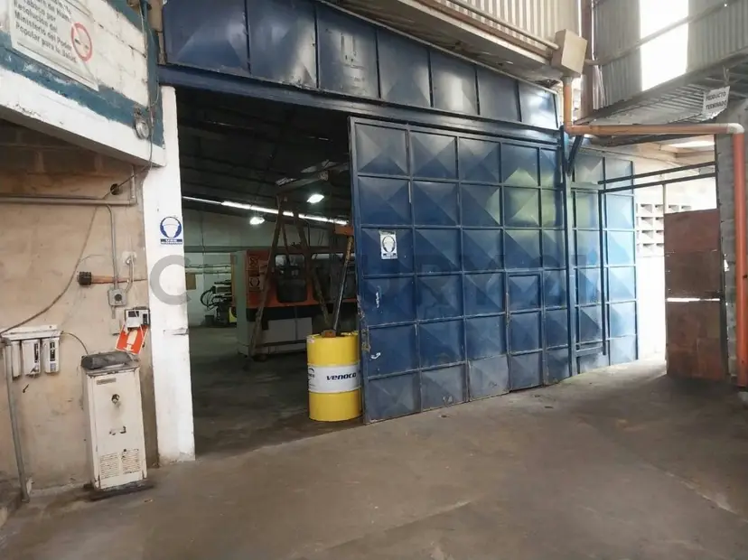 En venta amplio Galpón Industrial ubicado en Filas de Mariches