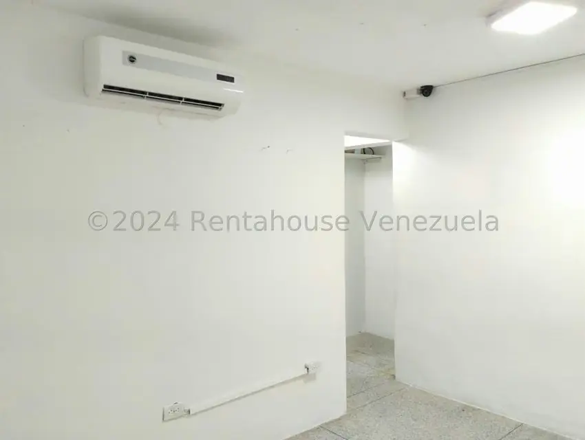 Oficina en Alquiler en Zona Oeste, Lara - 5