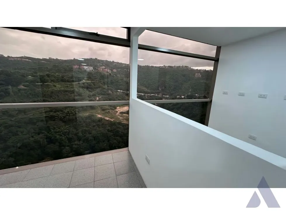 Alquilo oficina 106m2 Torre Xpress Macaracuay 3227 - 12