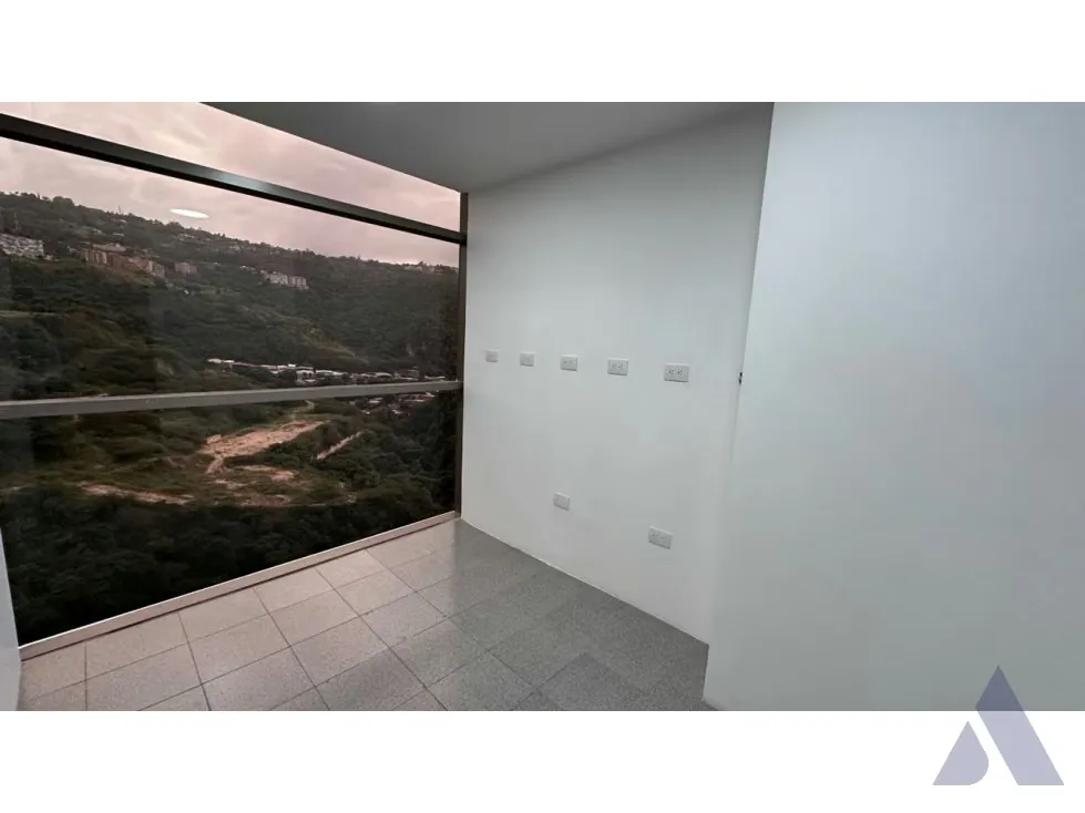 Alquilo oficina 106m2 Torre Xpress Macaracuay 3227 - 13