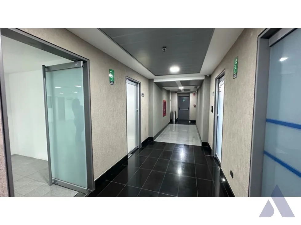 Alquilo oficina 106m2 Torre Xpress Macaracuay 3227 - 6