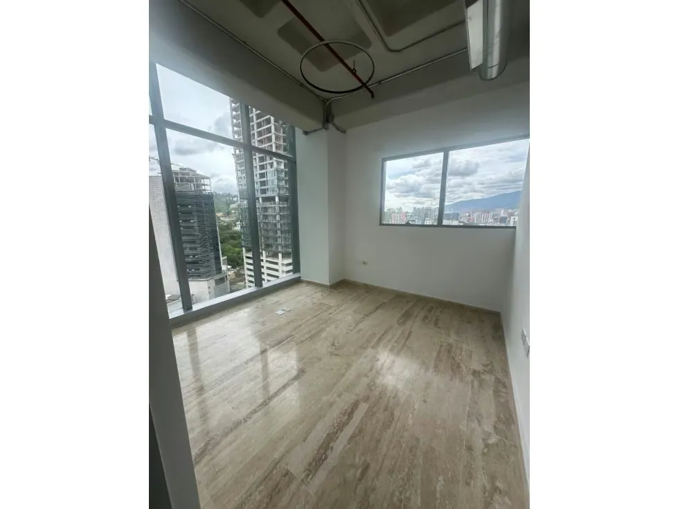 Oficina en alquiler 34m², Nest Tower - 5