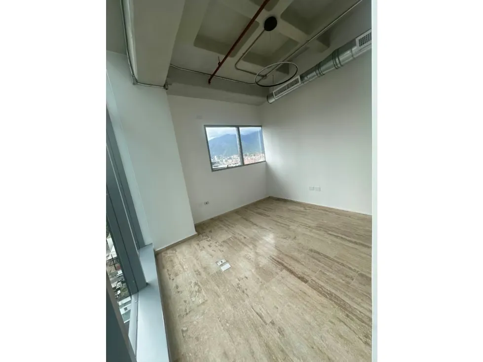 Oficina en alquiler 34m², Nest Tower - 7