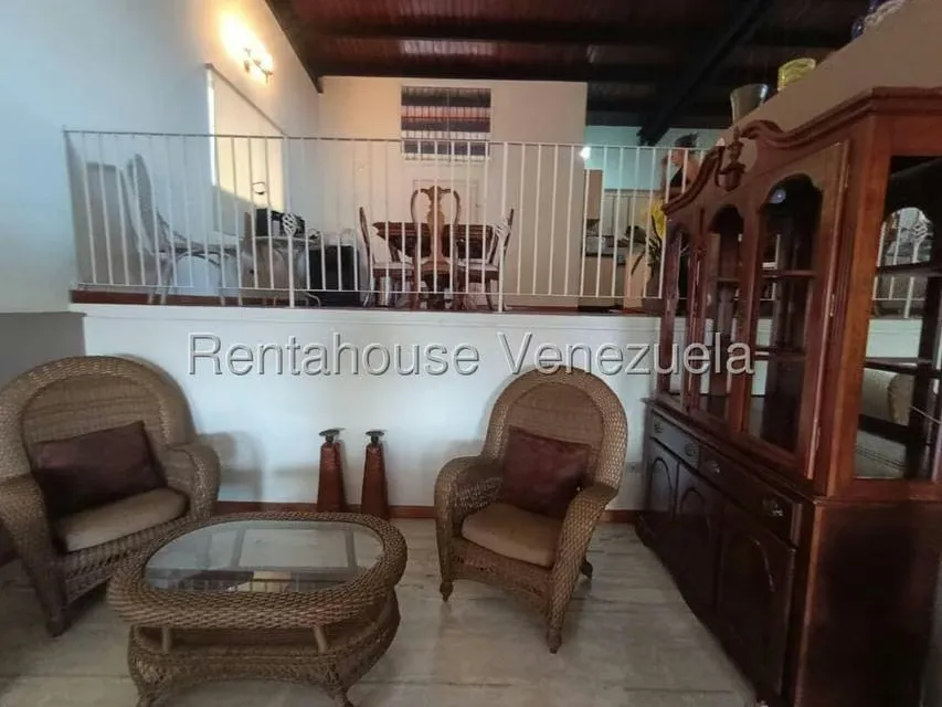 Casa (Multipes Niveles) en Venta en Cumbres de Curumo, Distrito Metropolitano - 5