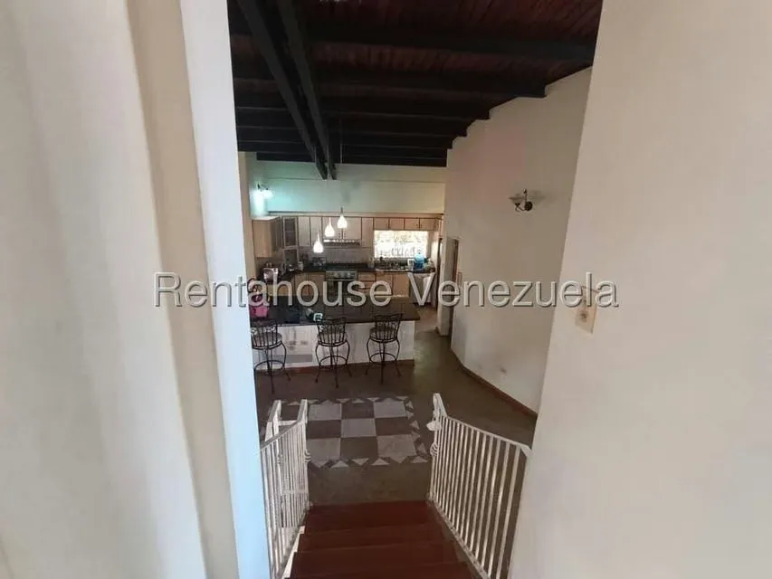 Casa (Multipes Niveles) en Venta en Cumbres de Curumo, Distrito Metropolitano - 9