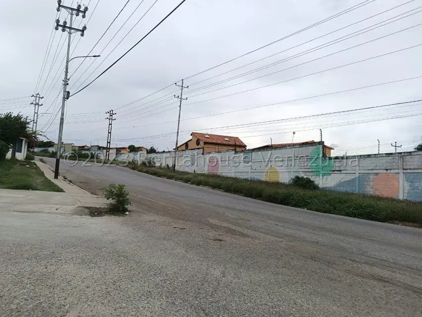 Terreno (Residencial) en Venta en Agua Viva, Lara - 25