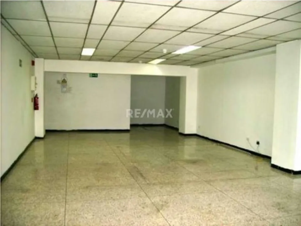 Venta Oficina en el Centro de Caracas de 75m2 a 30.000$ - 5