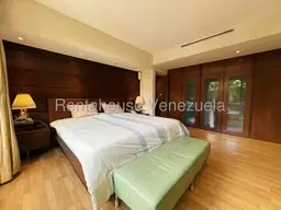 Vista 44