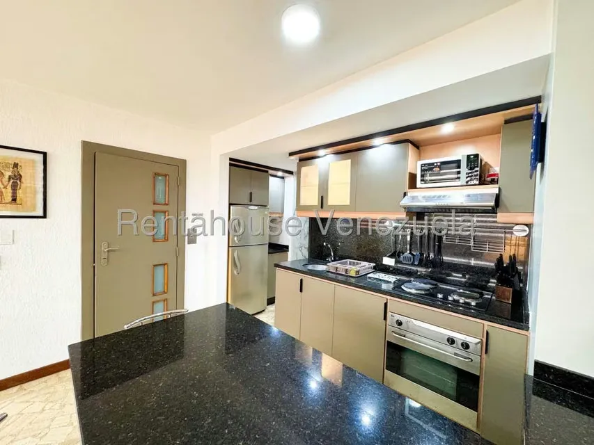 Apartamento (1 Nivel) en Alquiler en El Rosal, Distrito Metropolitano - 16