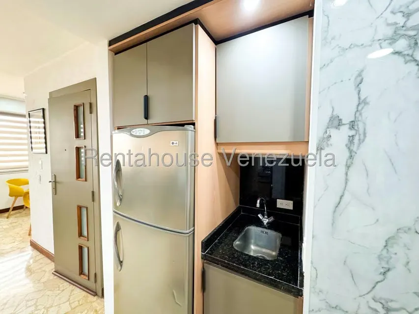 Apartamento (1 Nivel) en Alquiler en El Rosal, Distrito Metropolitano - 19