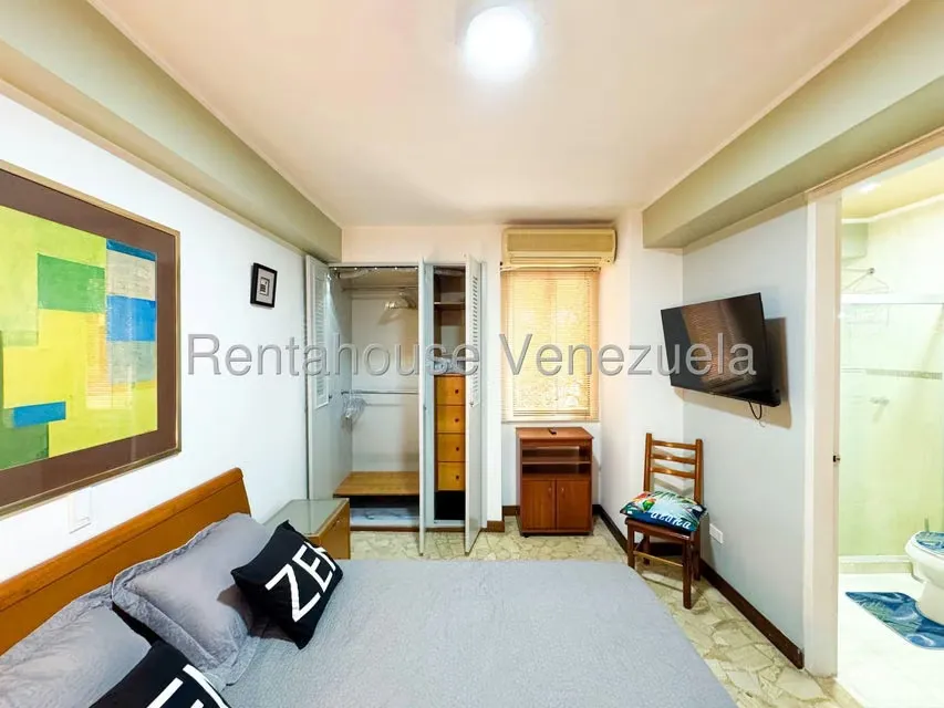 Apartamento (1 Nivel) en Alquiler en El Rosal, Distrito Metropolitano - 21